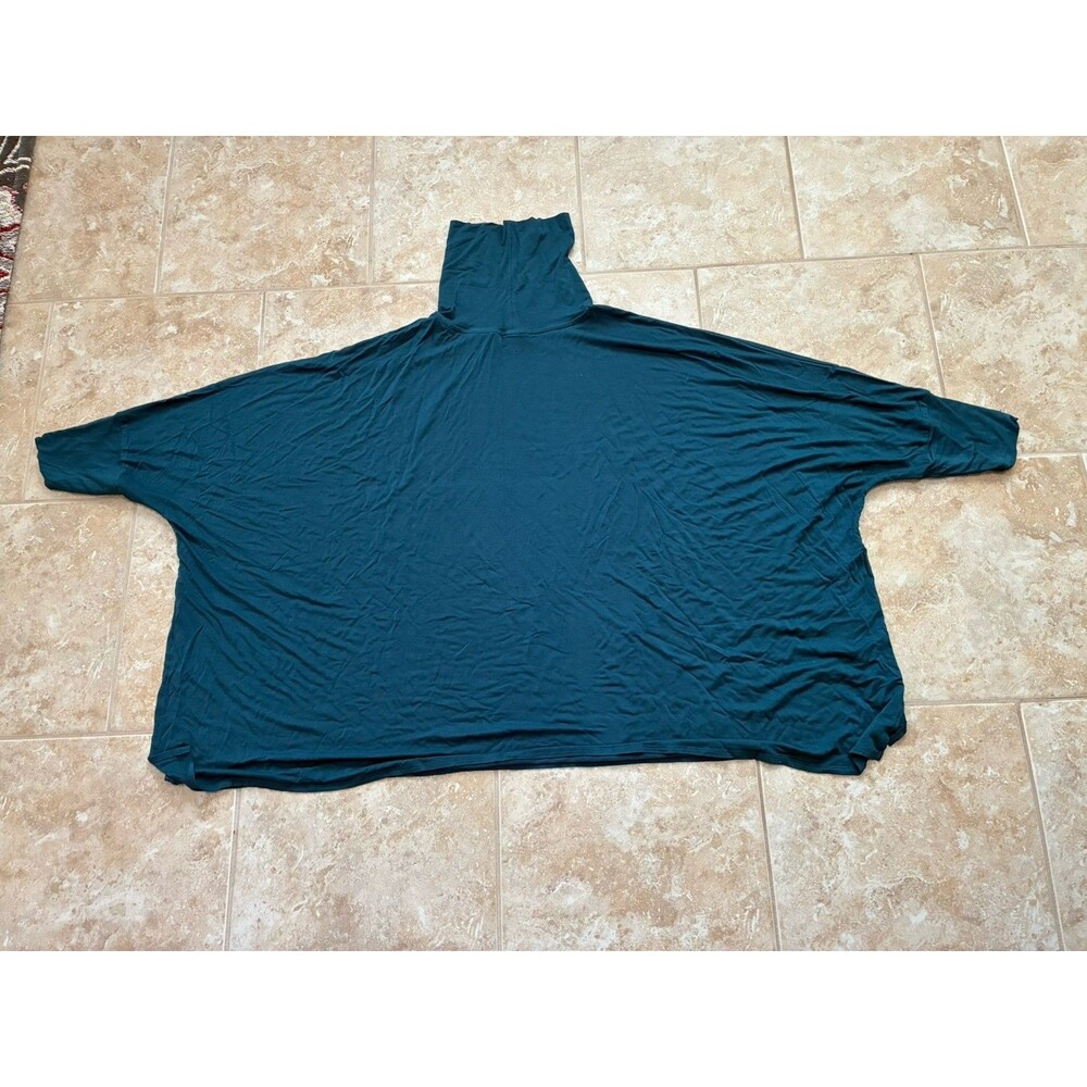 WynneLayers Modified Unstructured Turtleneck Top Size Large Green
